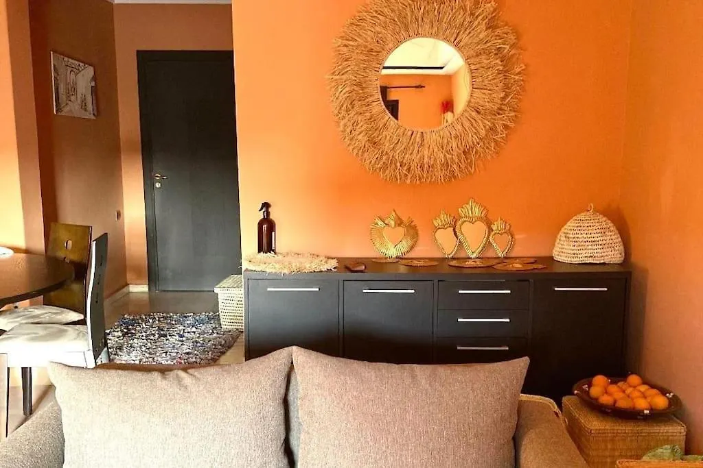 アパート Appartement Centre Gueliz Avec Terrasse Spacieuse マラケシュ