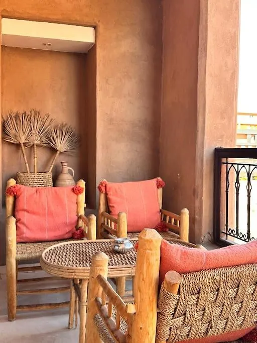 Appartement Centre Gueliz Avec Terrasse Spacieuse マラケシュ モロッコ